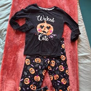 Halloween size 8 pajamas